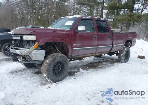 2002 Chevrolet Silverado 2500Hd Lt z USA, uszkodzony, nr VIN 1GCHK23GX2F168455